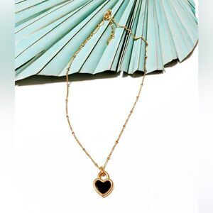 Heart pendant necklace S220